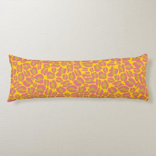 Leopard Print Pattern Oerwoud Geel Roze helder Lichaamskussen (Voorkant)