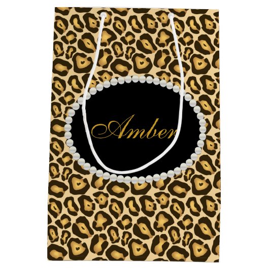 Leopard Print Pearls & Name Monogram Medium Cadeauzakje (Achterkant)