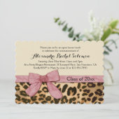 Leopard Print Pink Bow Afstuderen/partijuitnodigin Kaart (Staand voorkant)