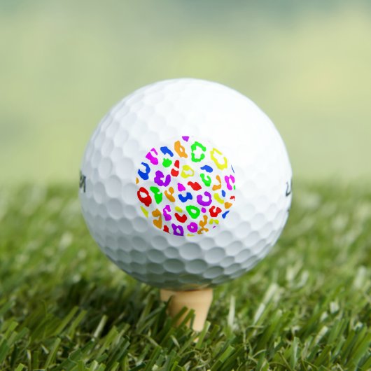 Leopard Print Rainbow White Golfballen (Insitu Shirt)
