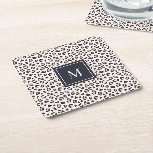 Leopard print roze monogram kartonnen onderzetters (Schuin)