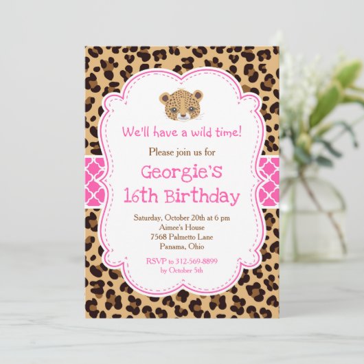 Leopard Print Roze Quatrefoil Verjaardagsfeest Kaart (Staand voorkant)