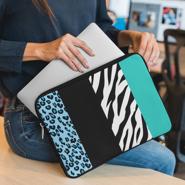 Leopard Print, Zebra Print, Animal Print, Blue Laptop Sleeve (Creator heeft geüpload)