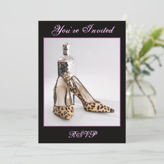 Leopard Shoe Invitation Kaart (Staand voorkant)