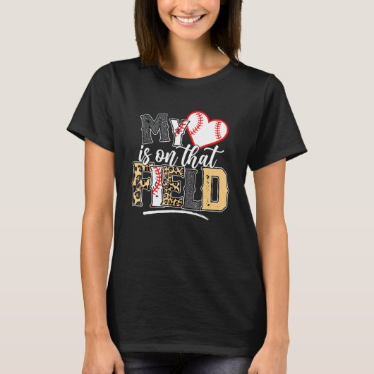 Leopard Softball Mom My Heart Is On That Field Bas T-shirt (Voorkant)