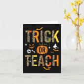 Leopard Trick of Teach Halloween School Herfst Aut Kaart (Gele Bloem)