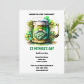 Leprechaun bier mok klaver bloemen vakantie kaart (Staand voorkant)