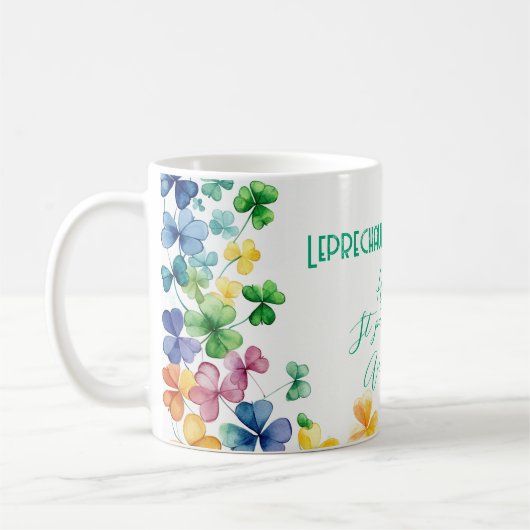 Leprechaun Juice Inside met kleurrijke klaverblade Koffiemok (Links)