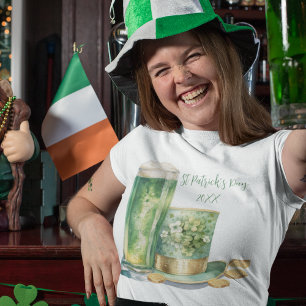Leprechaun Pet met Groen Bier op St Patrick's Day T-shirt