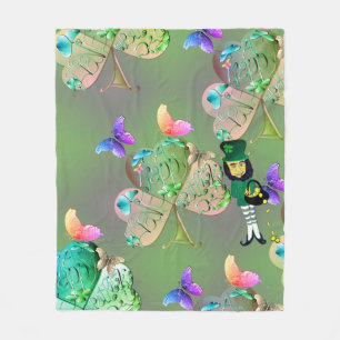 Leprechaun & Shamrocks Fleece Blanket Deken