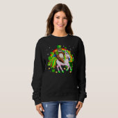 Leprechaun Sloth Riding Unicorn Saint Patrick's Da Trui (Voorkant volledig)