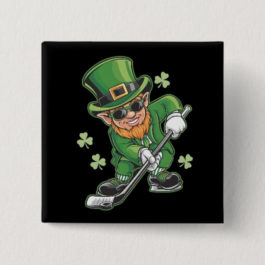 Leprechaun speelt hockey op St Patrick's Day Irish Vierkante Button 5,1 Cm (Voorkant)