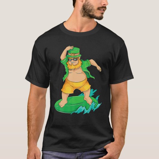 Leprechaun Surfer In Hawaii St Patrick's Day T-shirt (Voorkant)