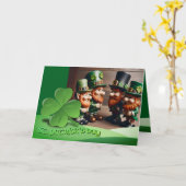 Leprechauns St Patrick's Day tekst HGCO2 Kaart (Gele Bloem)