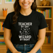 Leraar bij dag tovenaar bij nacht; grappige opvoed t-shirt