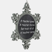 Leraar geeft schaarste in Chalkboard Design Gift Tin Sneeuwvlok Ornament (Links)