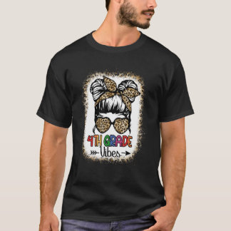 Leraar Leopard Messy Bun gebleekt 4e klas terug T-shirt