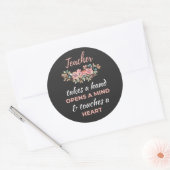 Leraar neemt hand in hand ronde sticker (Envelop)