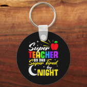 leraar overdag super moe door nacht leraar school sleutelhanger (Voorkant)