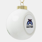 Leren Adelaar Trots Keramische Bal Ornament (Links)