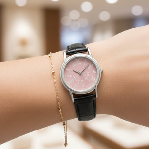 Leren horloge met eigen naam als cadeau voor haar