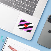 Leren Meisje Pride Vlag Sticker (Laptop met iPhone)