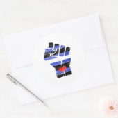 LEREN WEERSTAND VUIST RONDE STICKER (Envelop)