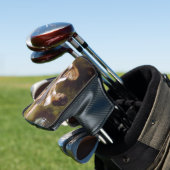 Les Noisettes: Jonge meisjes verzamelen hazelnoten Golfheadcover (Insitu)