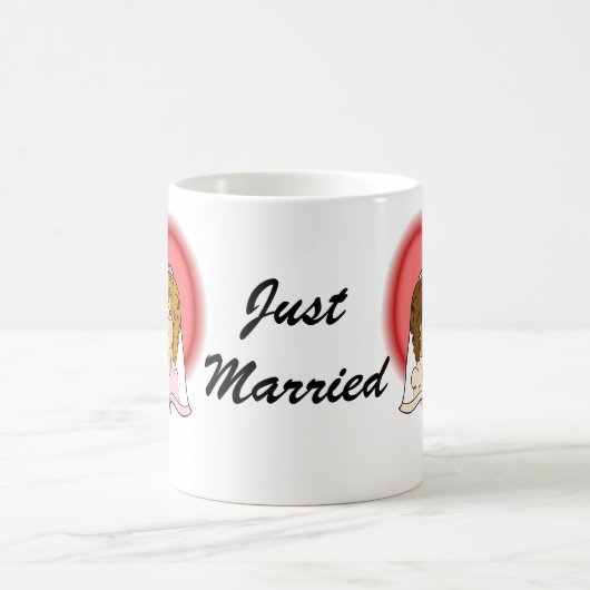 Lesbian Bi-Racial Couple Koffiemok (Center)