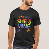 Lesbian Couple Funny Ze is Mine Matching LGBT T-shirt (Voorkant)