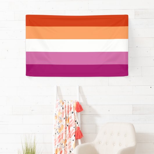 Lesbian Pride Flag LGBTQ Spandoek (Insitu)