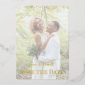 Lesbian Wedding Photo Pride Flag Gradient Gold Folie Uitnodiging (Voorkant)