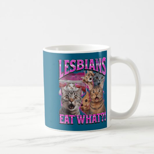 Lesbians Eat What_! Funny Cat Gay Pride Lgbtq Pun  Koffiemok (Rechts)