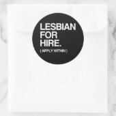 LESBIEN TE HUUR RONDE STICKER (Tas)