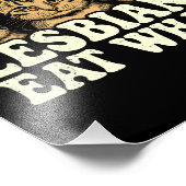 Lesbiennes eten wat  LGBT Pride Maand Meme Foto Afdruk (Hoek)