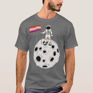 Lesbische astronaut op de moonLesbische vlag T-shirt