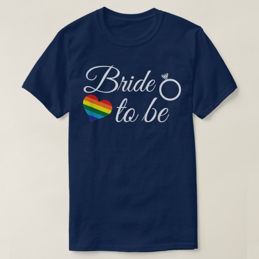 Lesbische bruid  LGBT bruidspaar Komen eraan  T-shirt (Design voorkant)