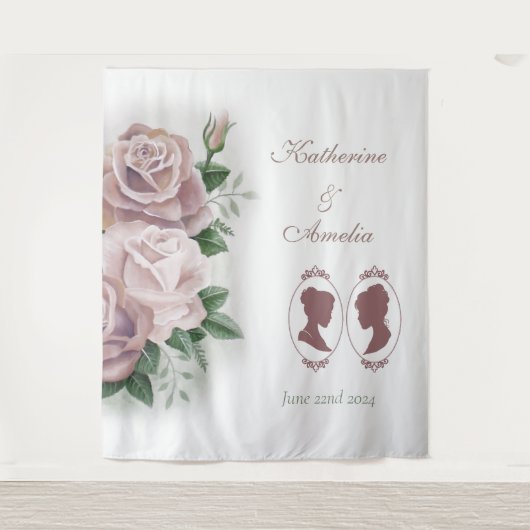 Lesbische bruiden Regency Roze Rozen Wandkleed (Voorkant)