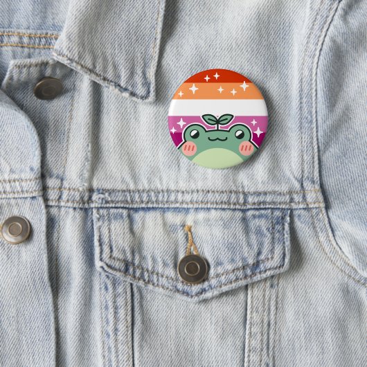 Lesbische LGBT Pride Flag Frog Button (In situ)