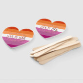 Lesbische Pride Maand Liefde is Liefde Handwaaier (Niet-gemonteerd)