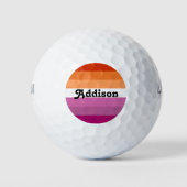 Lesbische vlag met gepersonaliseerde naamgift golfballen (Voorkant)