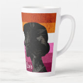 Lesbische Vlag met Twee Vrouw Silhouetten Latte Mok (Rechts)