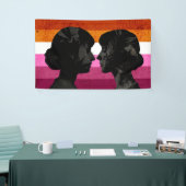 Lesbische Vlag met Twee Vrouw Silhouetten Spandoek (Beurs)