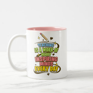 Lesgeven is een kwestie van hart - Minds inspirere Tweekleurige Koffiemok