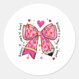 Lesgeven is een werk van Heart Pencil Bow Teacher Ronde Sticker