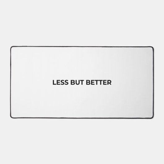 Less But Better Groot Minimalistisch Typografisch Bureaumat (Voorkant)