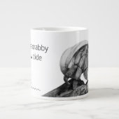 Less Crabby Need Coffee Ecuadorian Hermit Crab Art Grote Koffiekop (Voorkant)
