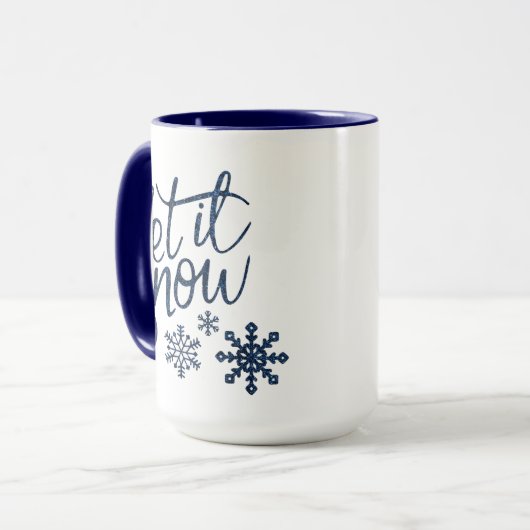 Let It Snow Blue en White Coffee & Cacao Mok (Voorkant links)