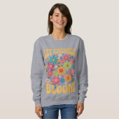 Let kindness bloom. Sweatshirt (Voorkant volledig)