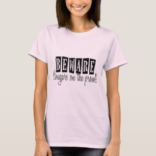 Let op de cougars op het Shirt van de prowl